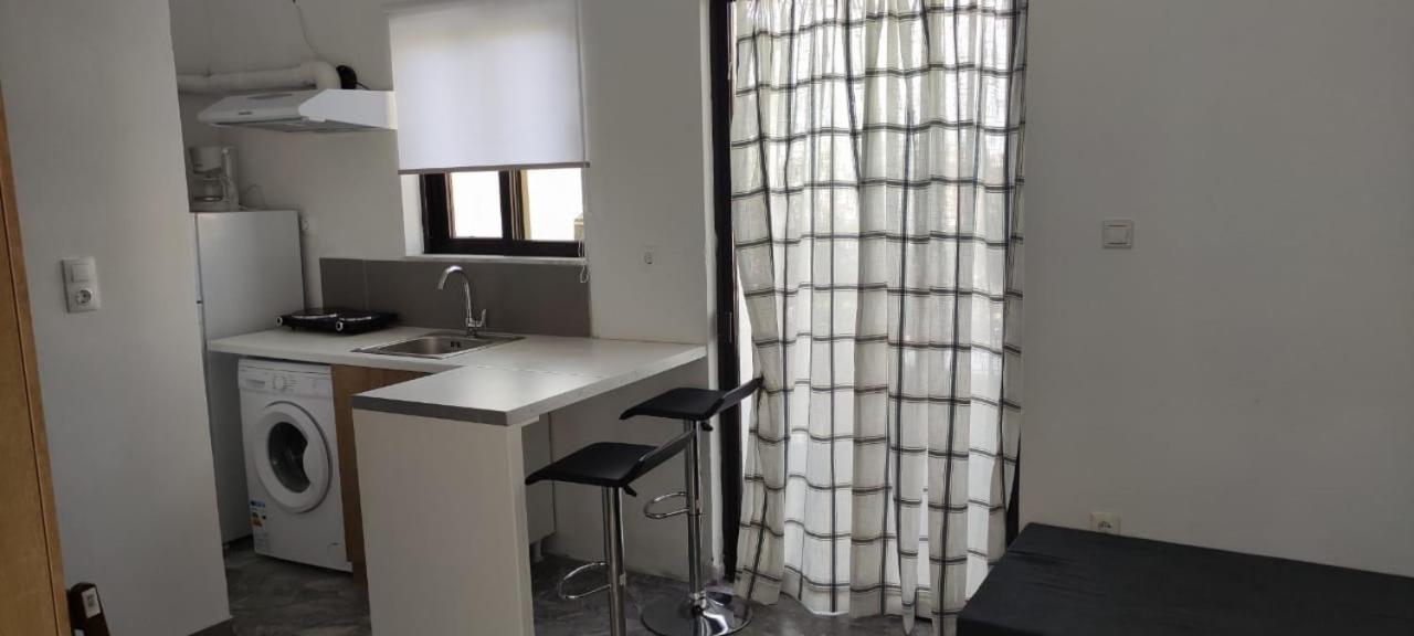 Amalthia Hotel Apartments Ретимно Екстериор снимка