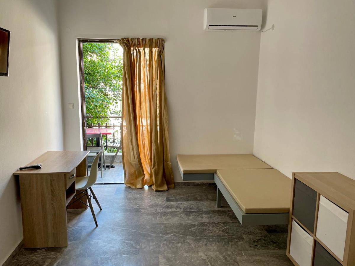 Amalthia Hotel Apartments Ретимно Екстериор снимка