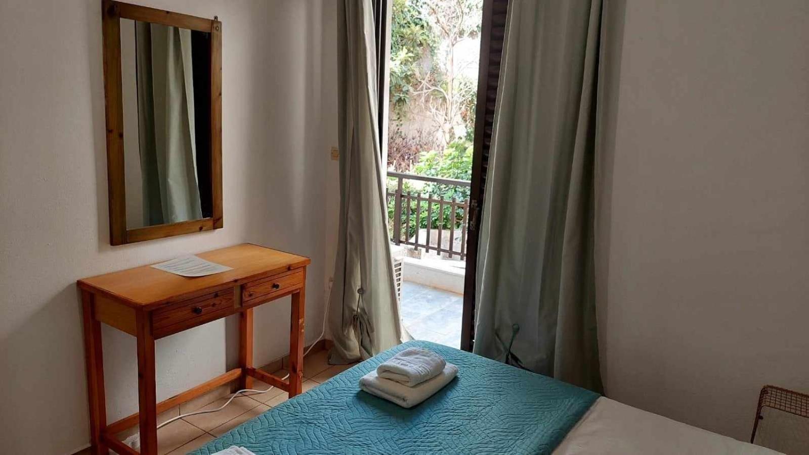Amalthia Hotel Apartments Ретимно Екстериор снимка