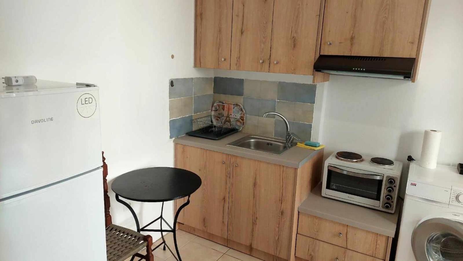 Amalthia Hotel Apartments Ретимно Екстериор снимка
